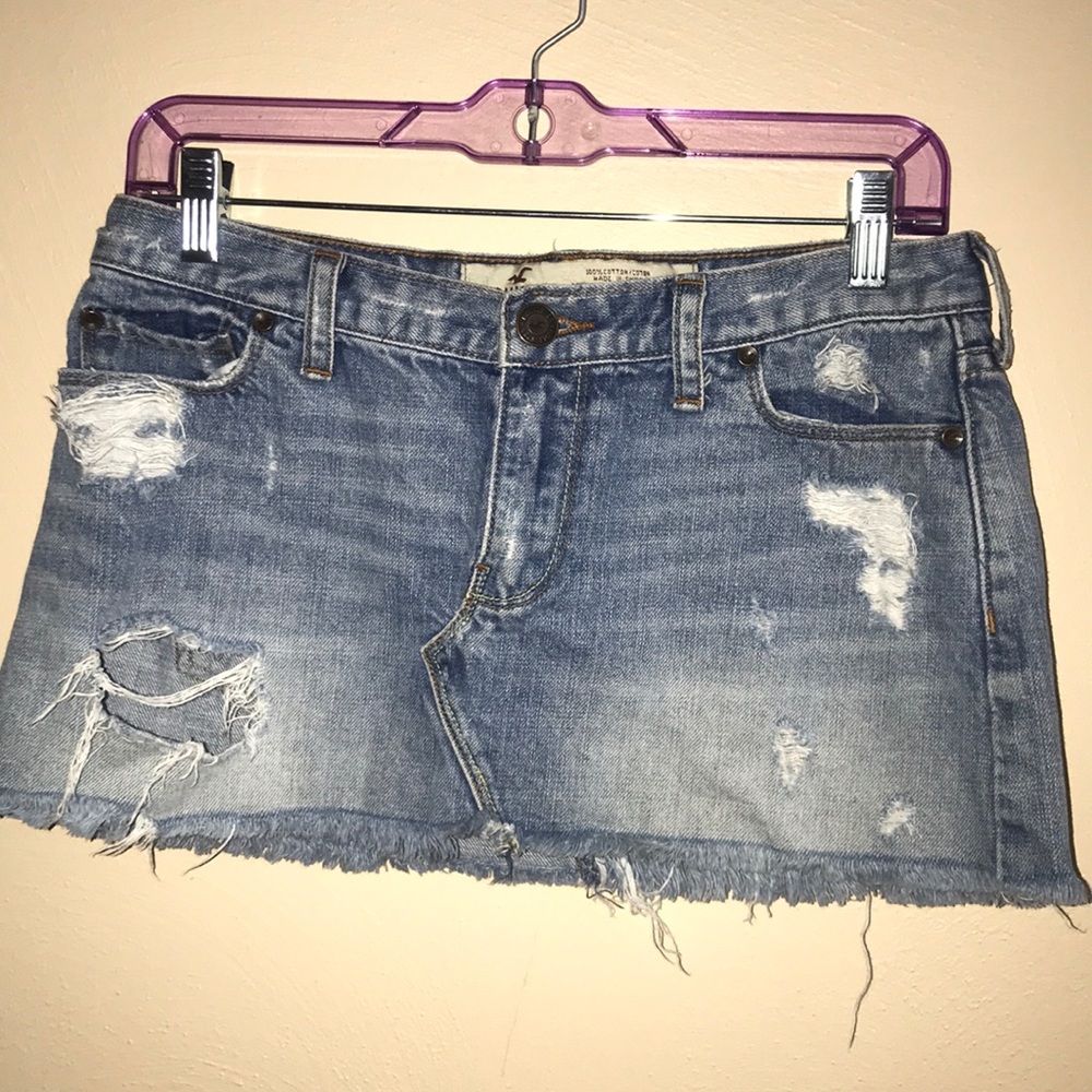 HOLLISTER Denim Distressed Skirt